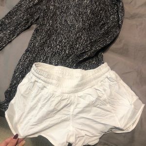 White lulu shorts size 4